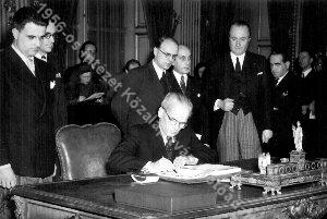 A párizsi békeszerződés aláírása